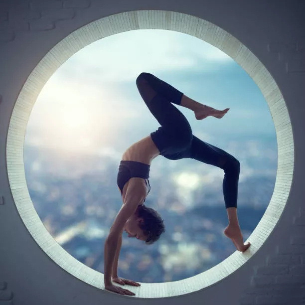 Why practice yoga to meditate? How does meditation work? 