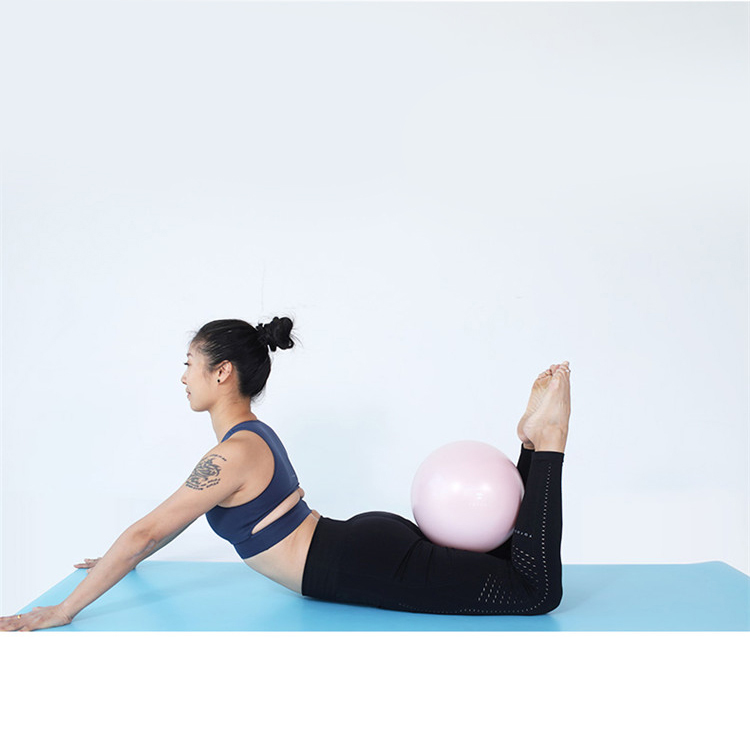 Stability Exercise Training Gym Anti Burst and Slip Resistant Mini Yoga Pilates Ball，Small Pilates Ball With Custom Logo