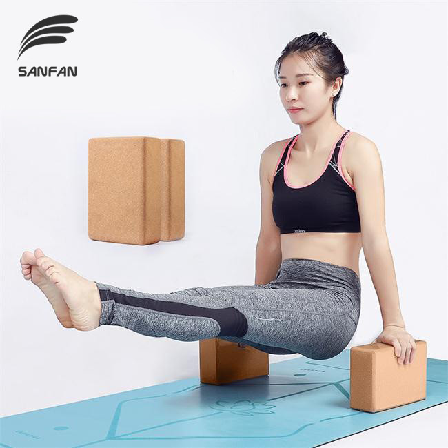  Customized Logo Wholesale High Quality Fitness Lightweight, Odor-Resistant and Non-Slip Surface Eco-friendly Natural Cork Yoga Block